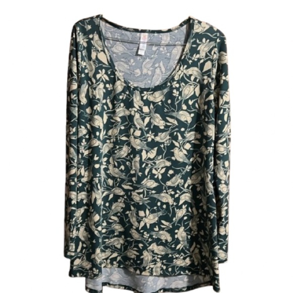 #550 LuLaRoe Lynnae top M long sleeves, high-low hemline scoop neck green cream